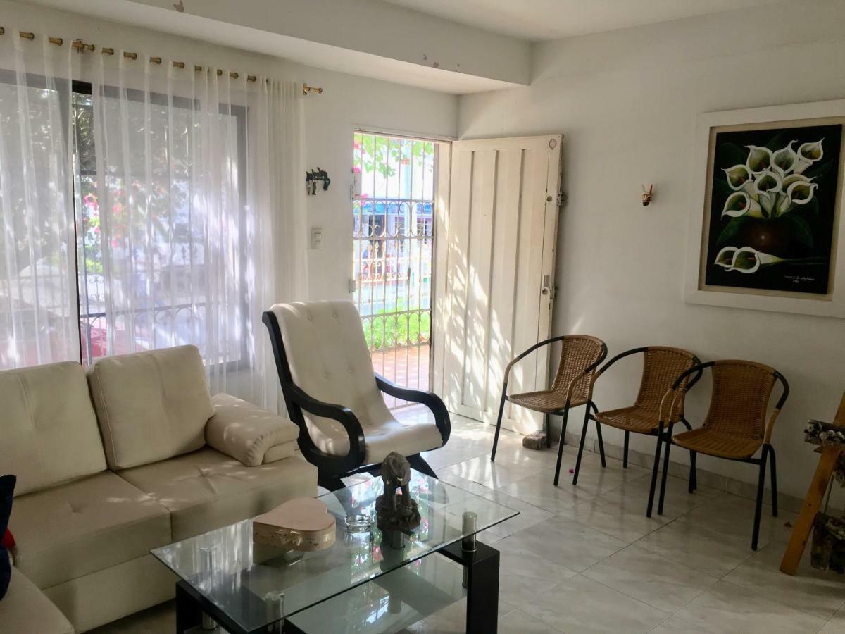 Alojamiento Arte Y Salud Bed & Breakfast Cartagena Ngoại thất bức ảnh